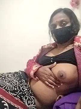 Hot Sweety02 online show from January 15, 2026, 10:46 pm