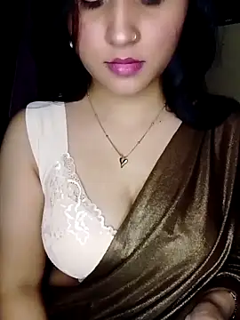 Snapshot of Saumyy chatting on April 21, 2026, 5:50 pm Saumyy online show from April 21, 2026, 5:50 pm