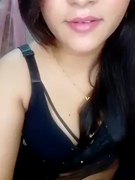Snapshot of Saumyy chatting on April 25, 2026, 7:00 pm Saumyy online show from April 25, 2026, 7:00 pm
