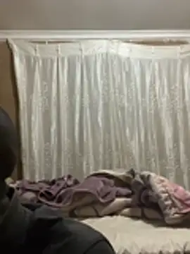 PETERSONNGCOBO online show from June 25, 2026, 4:22 pm
