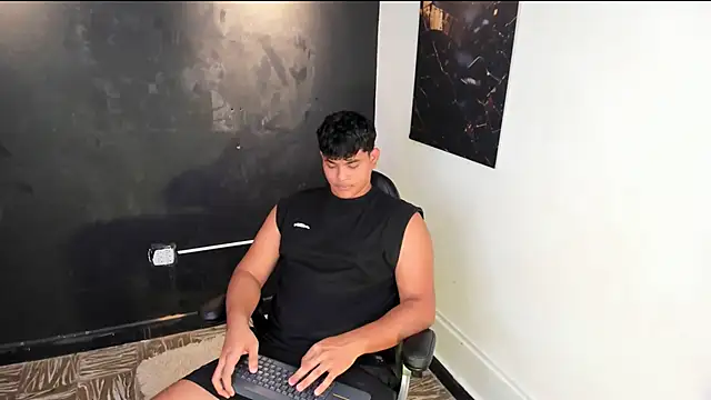 Nicole and thiago1 online show from February 19, 2026, 9:00 pm