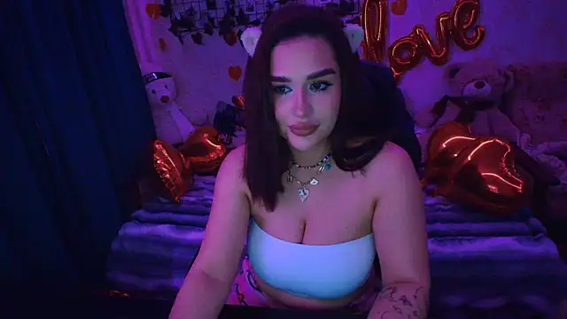 Snapshot of AlisiaRose chatting on March 10, 2026, 10:15 pm AlisiaRose online show from March 10, 2026, 10:15 pm