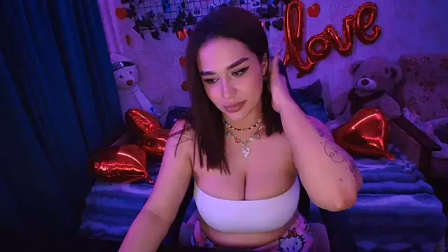Snapshot of AlisiaRose chatting on March 12, 2026, 10:49 pm AlisiaRose online show from March 12, 2026, 10:49 pm
