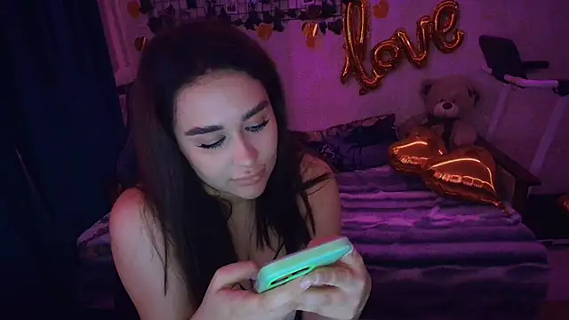 Snapshot of AlisiaRose chatting on May 30, 2026, 6:16 pm AlisiaRose online show from May 30, 2026, 6:16 pm