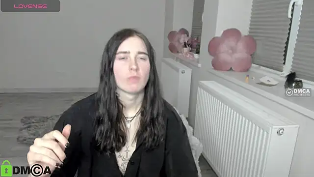 KrissLimada online show from April 23, 2026, 8:44 pm