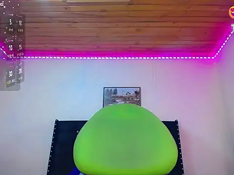 AlondraGill 11 online show from March 17, 2026, 3:33 am