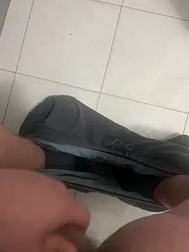 paco199923 online show from April 19, 2026, 5:56 pm