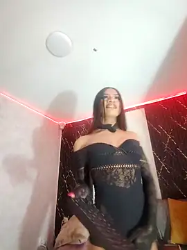 Isis Hot   online show from February 20, 2026, 11:16 pm