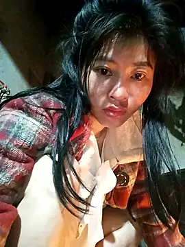 Snapshot of Hiniyk2 chatting on January 16, 2026, 11:20 pm Hiniyk2 online show from January 16, 2026, 11:20 pm