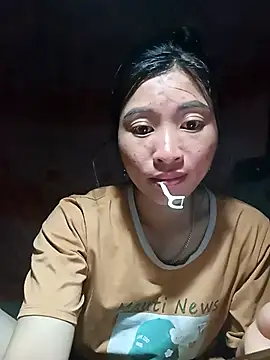 Snapshot of Hiniyk2 chatting on April 22, 2026, 1:56 pm Hiniyk2 online show from April 22, 2026, 1:56 pm