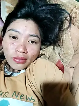 Snapshot of Hiniyk2 chatting on April 26, 2026, 1:53 pm Hiniyk2 online show from April 26, 2026, 1:53 pm