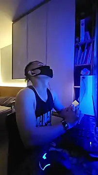 OnlyHand9x online show from March 22, 2026, 6:11 pm