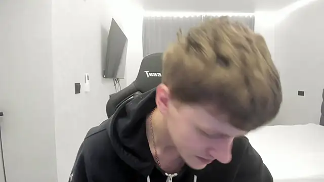 Snapshot of bonekoambalabu chatting on February 10, 2026, 2:37 am bonekoambalabu online show from February 10, 2026, 2:37 am