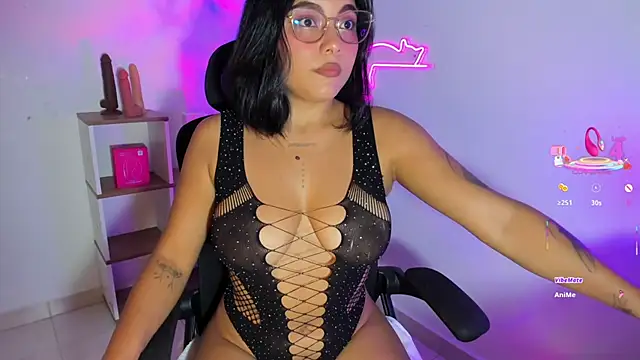 nina desire  online show from July 2, 2026, 12:54 am