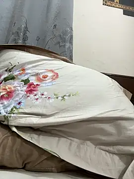 desyboysex online show from March 31, 2026, 10:37 am