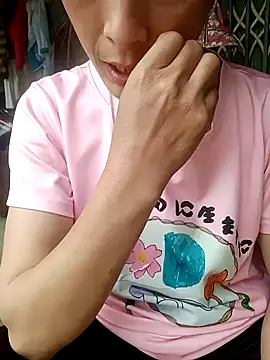 muamua99 online show from April 16, 2026, 4:13 am