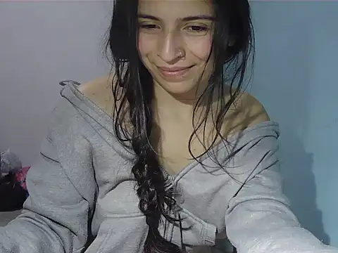 Emily Gree online show from April 11, 2026, 4:06 am