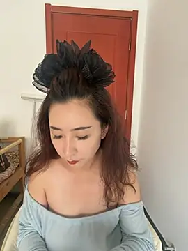 Jingjingxiang-520 online show from July 9, 2026, 1:42 am