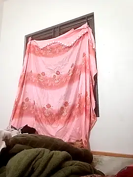 kira0021 online show from February 1, 2026, 12:26 pm