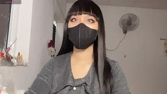 Tieu-May online show from March 1, 2026, 7:54 am