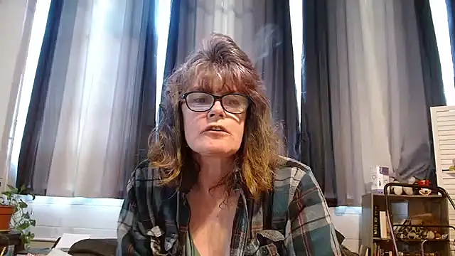 ladylavende3 online show from March 8, 2025, 5:11 pm