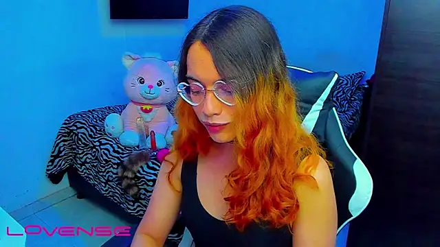 lillykittyyy online show from April 26, 2026, 3:26 am