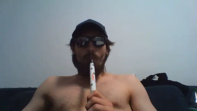 Snapshot of KaelNox chatting on June 15, 2026, 8:22 pm KaelNox online show from June 15, 2026, 8:22 pm