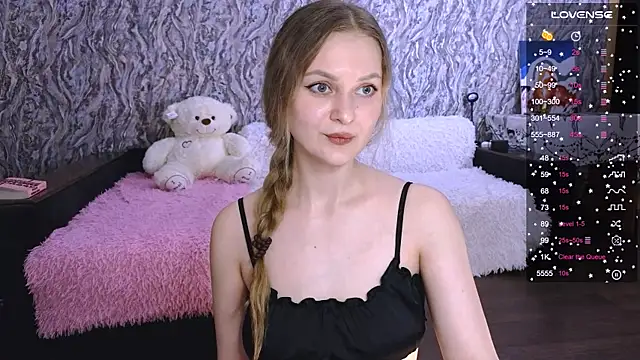 Chloe muar online show from March 20, 2026, 4:01 pm
