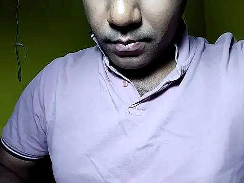 Snapshot of Lucky___05 chatting on April 8, 2026, 5:29 am Lucky 05 online show from April 8, 2026, 5:29 am