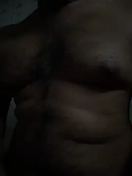 Snapshot of Lucky___05 chatting on April 16, 2026, 3:29 am Lucky 05 online show from April 16, 2026, 3:29 am