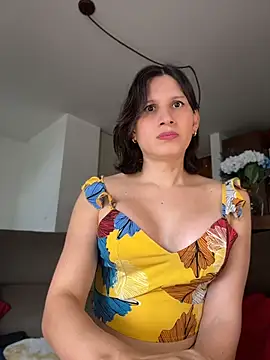 milablossom01 online show from July 28, 2026, 3:21 pm