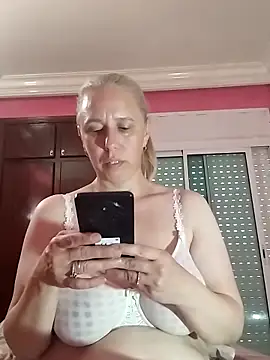 Adinashow12 online show from May 23, 2026, 7:29 pm