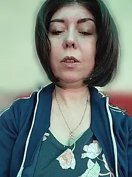 Snapshot of SweetTastes chatting on July 7, 2026, 3:27 pm SweetTastes online show from July 7, 2026, 3:27 pm