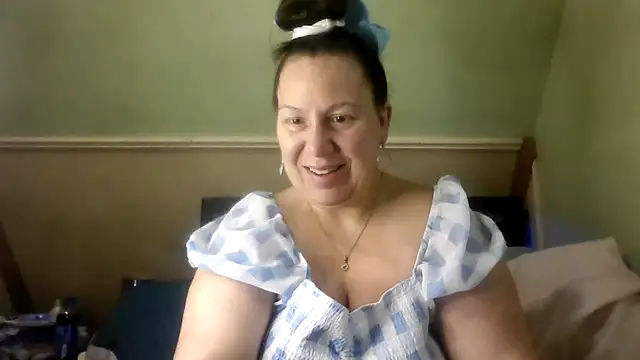 Snapshot of DallaStone chatting on October 4, 2025, 3:21 pm DallaStone online show from October 4, 2025, 3:21 pm