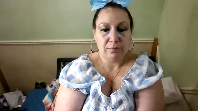 Snapshot of DallaStone chatting on October 5, 2025, 2:15 pm DallaStone online show from October 5, 2025, 2:15 pm