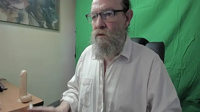 Snapshot of Uncle_Hottie chatting on March 11, 2026, 4:35 pm Uncle Hottie online show from March 11, 2026, 4:35 pm