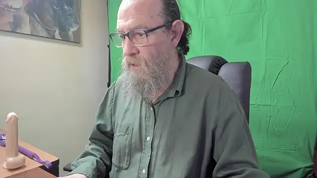 Snapshot of Uncle_Hottie chatting on March 17, 2026, 3:48 pm Uncle Hottie online show from March 17, 2026, 3:48 pm