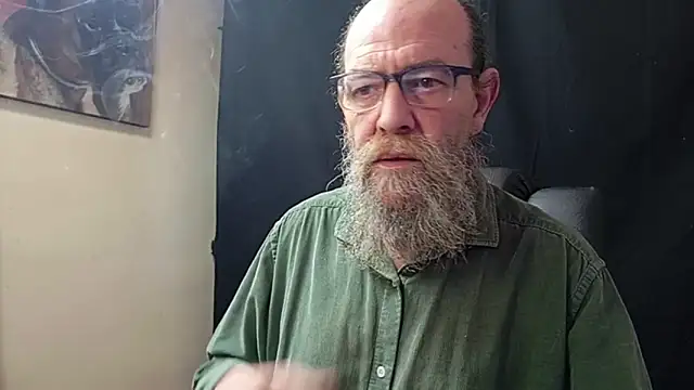 Snapshot of Uncle_Hottie chatting on March 28, 2026, 4:39 pm Uncle Hottie online show from March 28, 2026, 4:39 pm