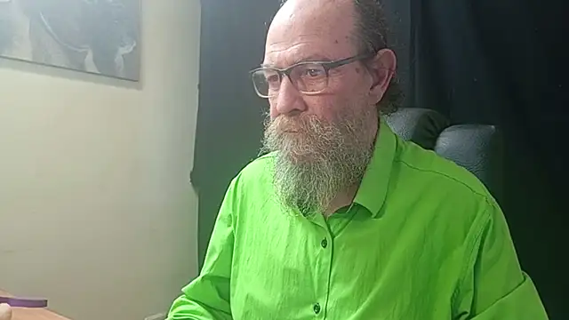 Snapshot of Uncle_Hottie chatting on March 30, 2026, 5:36 pm Uncle Hottie online show from March 30, 2026, 5:36 pm