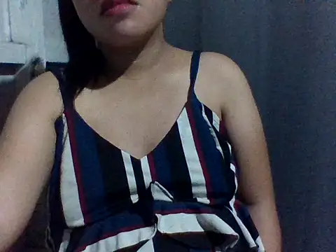 sweetprinces08 online show from May 17, 2026, 4:58 pm