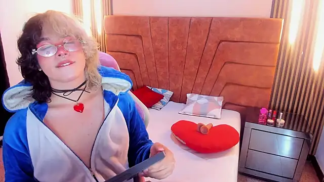 Hunter todd online show from January 7, 2026, 4:15 am