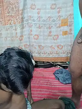 Snapshot of soft_couple778 chatting on February 7, 2026, 5:05 pm soft couple778 online show from February 7, 2026, 5:05 pm