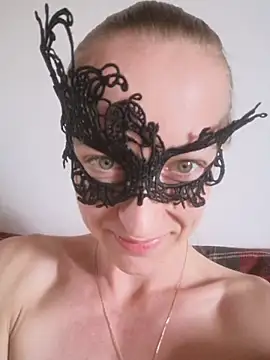 Snapshot of SexyMarlen4u chatting on October 9, 2025, 2:15 pm SexyMarlen4u online show from October 9, 2025, 2:15 pm