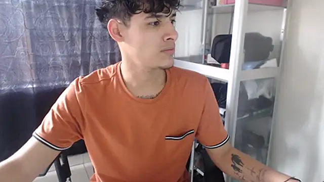 MaxStar26 online show from February 1, 2026, 12:26 pm