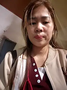 Snapshot of Comebaby-077 chatting on January 15, 2026, 12:43 pm Comebaby-077 online show from January 15, 2026, 12:43 pm