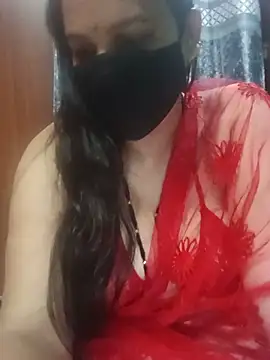 Snapshot of 01Roshani chatting on June 12, 2026, 7:57 pm 01Roshani online show from June 12, 2026, 7:57 pm