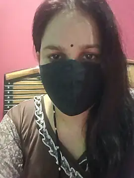 Snapshot of 01Roshani chatting on June 30, 2026, 7:42 am 01Roshani online show from June 30, 2026, 7:42 am