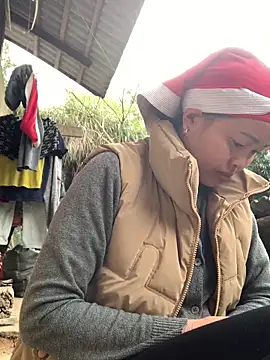 hinicky-0 online show from February 18, 2026, 1:56 am