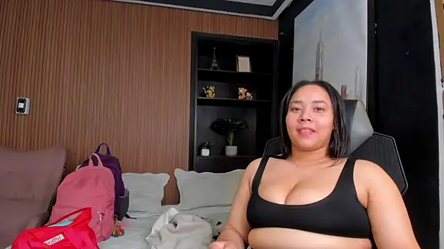 ThaliaBrookss  online show from February 24, 2026, 4:43 am