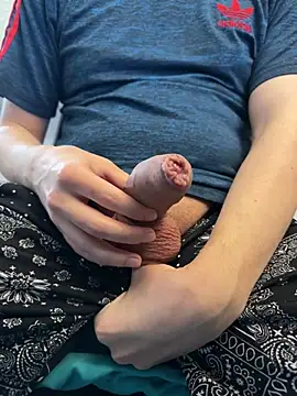 Snapshot of amonyak93 chatting on February 20, 2026, 10:38 am amonyak93 online show from February 20, 2026, 10:38 am